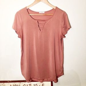 2/$25 🎉 Maurice’s top- good condition, large pink